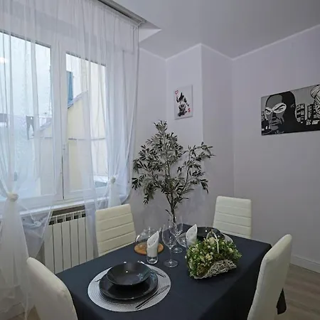 Apartamento In Centro Storico Porto Di Savona-spiagge