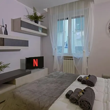 Apartmán In Centro Storico Porto Di Savona-spiagge Savona